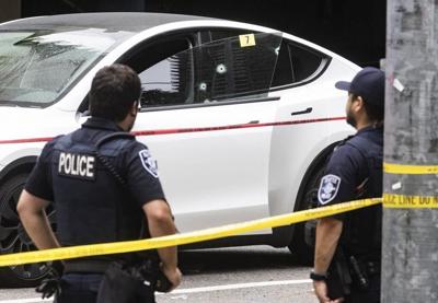 Pregnant woman fatally shot in car at Seattle intersection