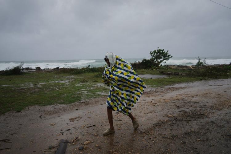 Hurricane Melissa charges toward Cuba after pummeling Jamaica with historic power