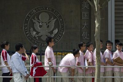 US resumes visas for foreign students but demands access to social media accounts