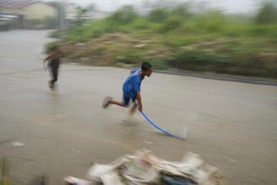 Climate Migration: Filipino families to flee amid typhoons
