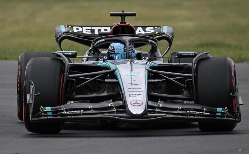 Russell gets the edge over Verstappen to take pole position at ��ɫtv Grand Prix.