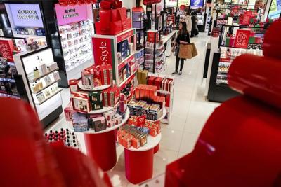 Inflation hovers over shoppers seeking deals on Black Friday