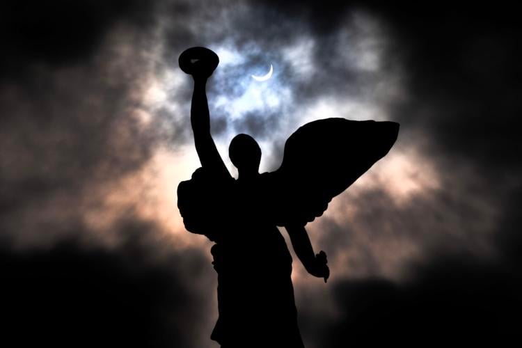 Solar-Eclipse-Toronto 20240408