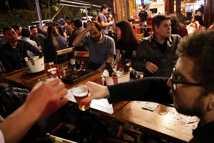 Brazilians avoid drinking after authorities confirm methanol poisoning cases, including 1 death