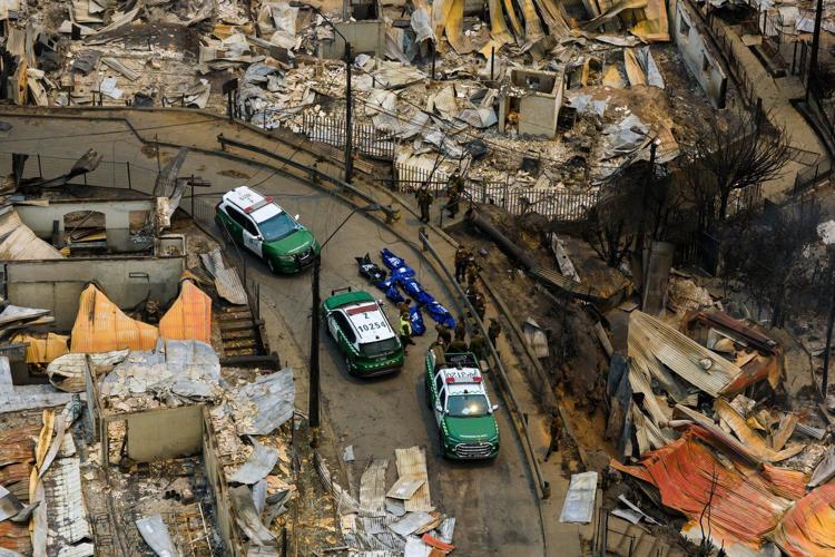 Photos show wildfires burning in Chile