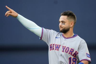 'I gave it everything I had': Bo Bichette makes emotional return to Toronto