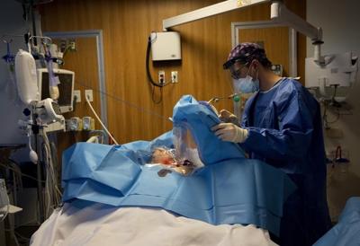 Ontario to expand surgeries performed in private facilities, sources say