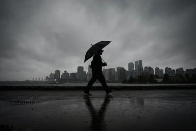 警方称,卑诗省泥石流冲走了一栋房屋,房主下落不明 警方称,卑诗省泥石流冲走了一栋房屋,房主下落不明