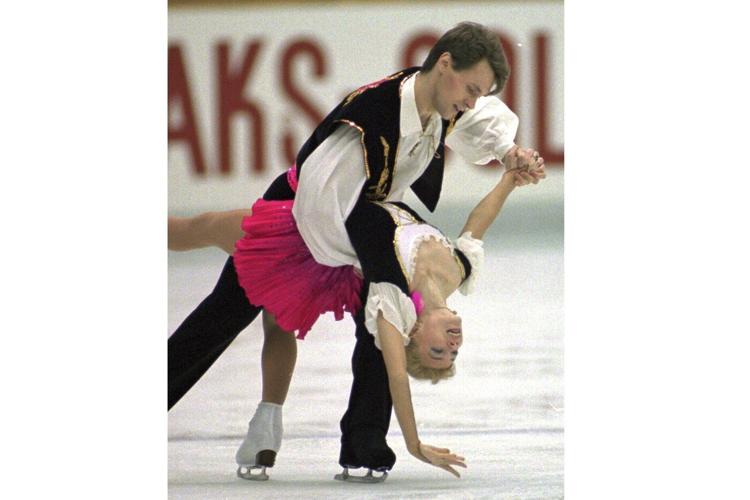 Teens from a Boston skating club, their mothers, and coaches among passengers killed in air crash