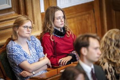 Inuit lawmaker asked to leave the podium at Danish Parliament after speaking only in Greenlandic