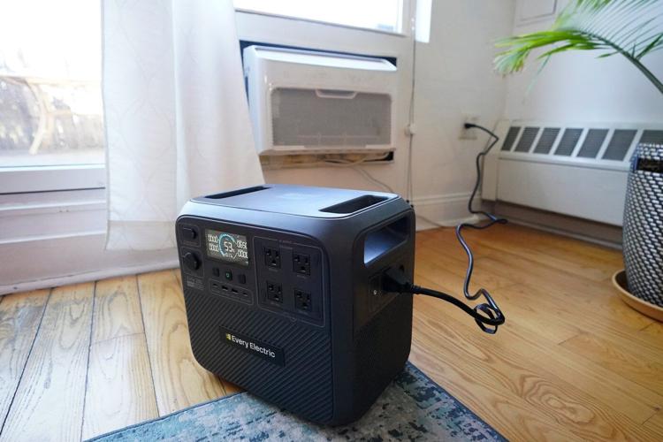 Air conditioning battery program for renters could help cities manage grid stress during heat waves