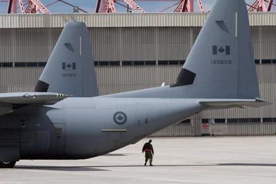 Canadian Armed Forces airdrop aid to Palestinians in Gaza