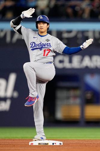 Dodgers manager Dave Roberts says Shohei Ohtani a possibility to start Game 7 of World Series