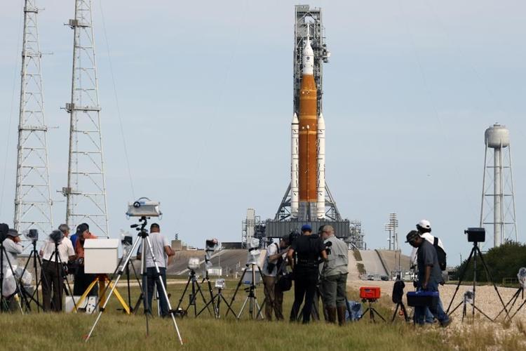 NASA fueling moon rocket for launch after leaks, hurricanes