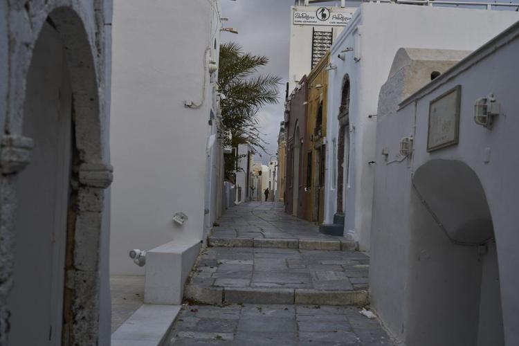 Earthquakes keep rattling Greece's volcanic island of Santorini every few minutes