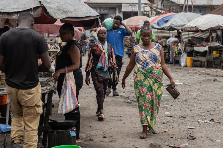 A free childbirth program ends in eastern Congo at the worst of times