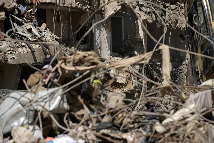 Israel-Hamas war latest: Fears of all-out war rise as Israel and Hezbollah step up attacks