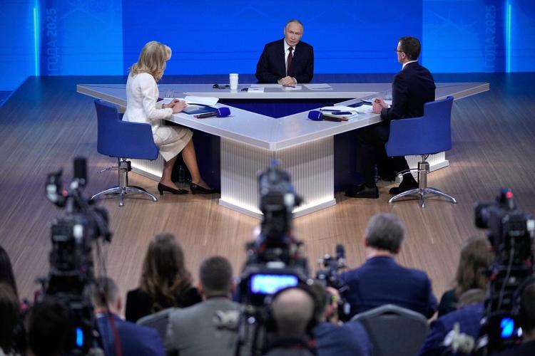 Putin tells his annual news conference that the Kremlin's military goals will be achieved in Ukraine