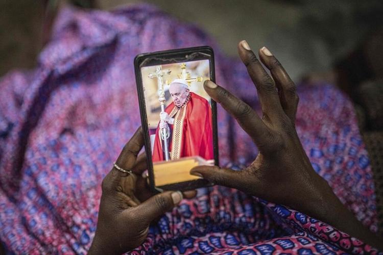 Survivors of conflict to meet Pope Francis in Congo