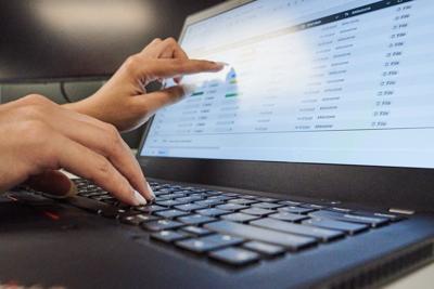 Federal government needs more desk space as public servants return to office: PSPC