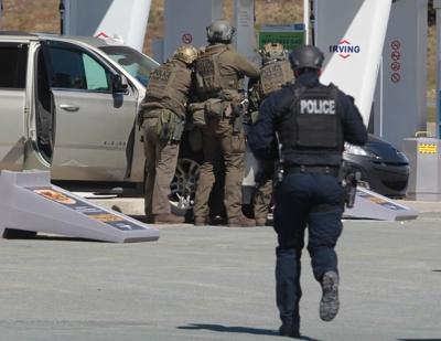 Tuerie en N.-É: confusion de la GRC pour obtenir un avion afin de traquer le tueur
