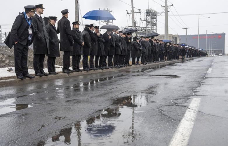 Bodies of pilots who died in collision at N.Y. airport are repatriated to Canada