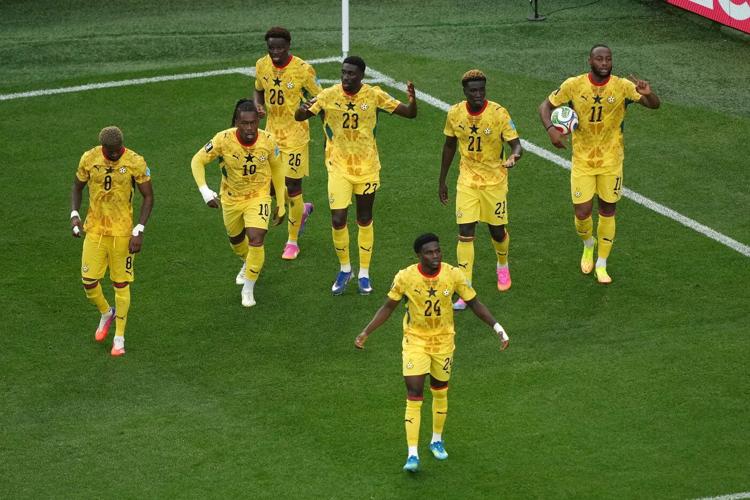 Vlašić scores winner as Croatia beats Ghana 2-1 to reach World Cup knockout stage