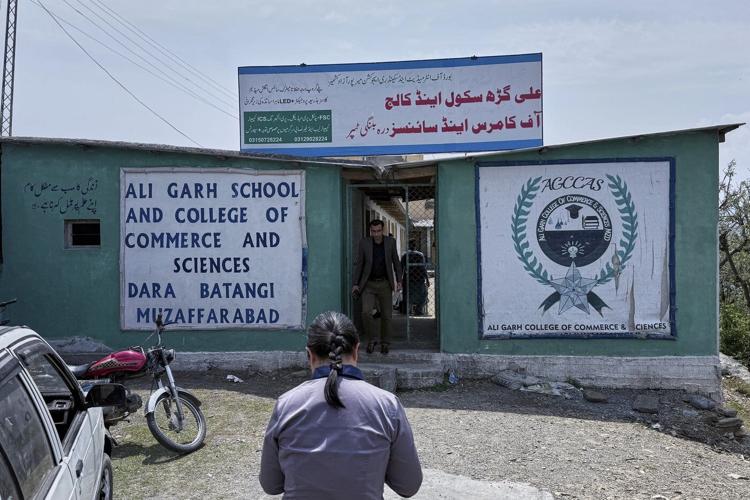 Iran's top diplomat is in Pakistan to mediate in escalation with India over Kashmir attack