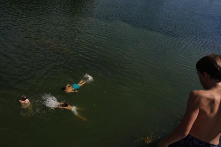 France restricts public alcohol consumption and outdoor sports as heat wave bakes parts of Europe