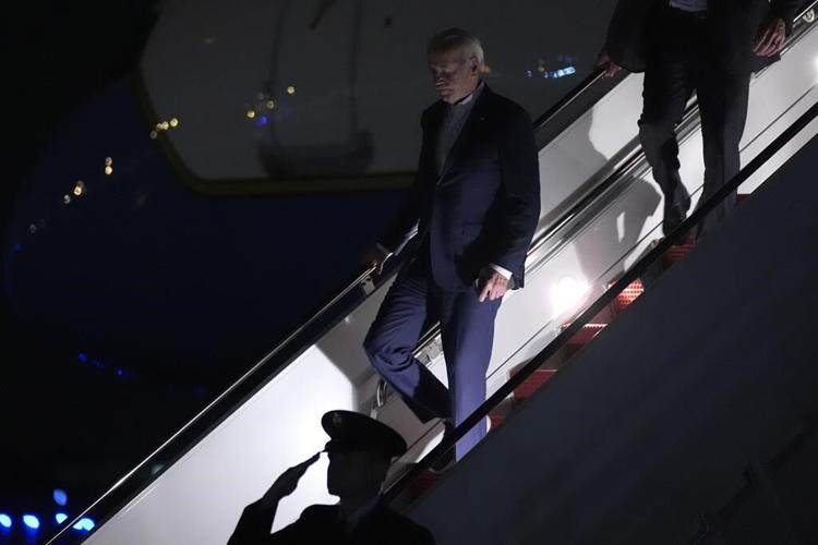 Biden says 'everybody must condemn' attack on Trump and later speaks with ex-president