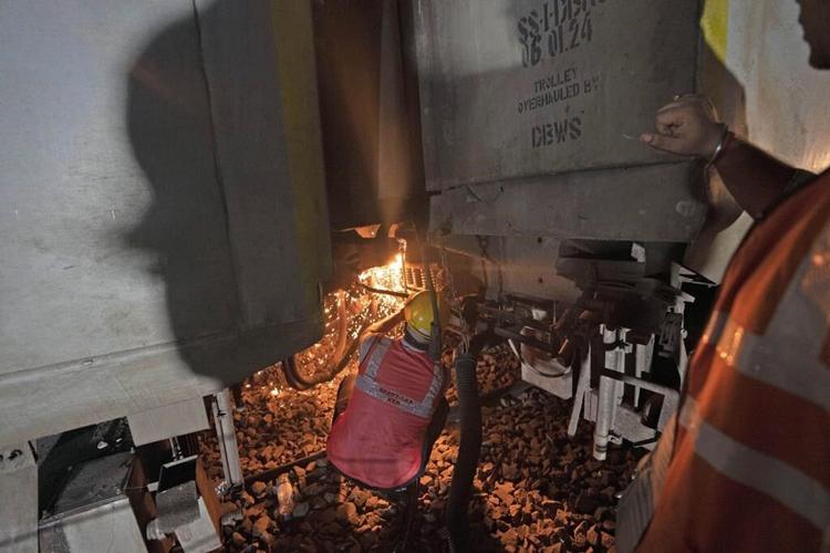 Passenger train derails in India, killing at least 2 passengers and injuring 20 others