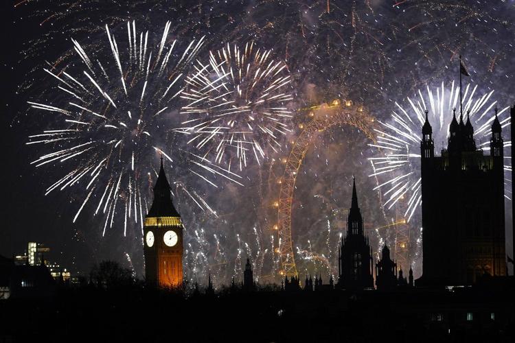 Photos of New Year's celebrations across the globe