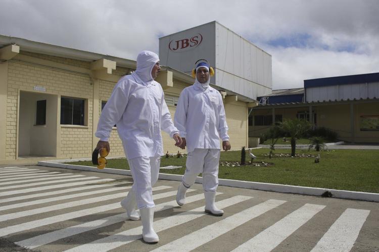 Brazil's JBS asks shareholders to overlook opposition and approve a US stock listing