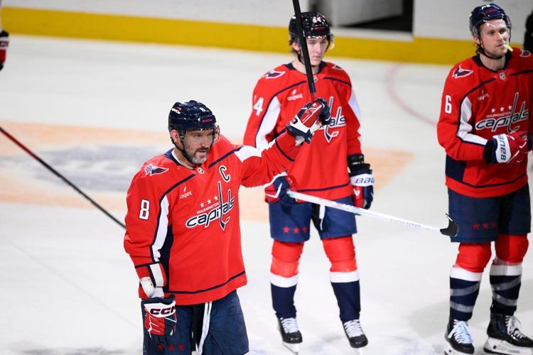 Ovechkin response to fans' request for 1 more year: 'I'll think about it'