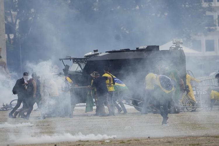 Brazil authorities brace for possible repeat of uprising