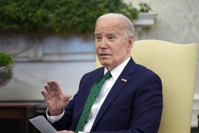 Biden says at DC dinner that of 2 presidential candidates, 1 was mentally unfit. 'The other's me'