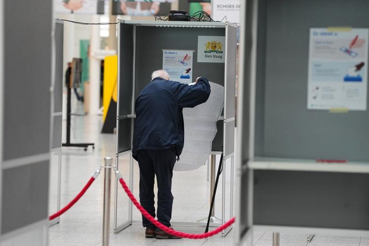 27 parties and 1,166 candidates crowd the ballot for the Dutch election