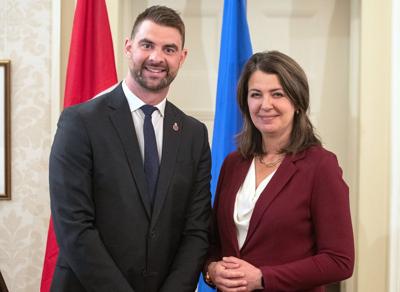 Alberta government offers blueprint to help businesses support workers in recovery