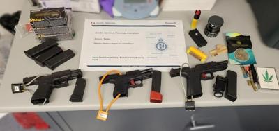 Des armes à feu saisies à la frontière entre les États-Unis et le Nouveau-Brunswick