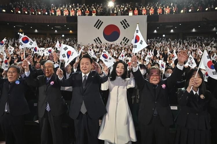 South Korea's Yoon renews hopes for improved ties with Japan