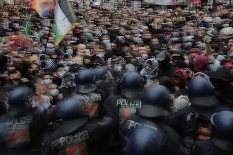 PHOTO COLLECTION: AP Top Photos of the Day, Friday, May 16, 2025