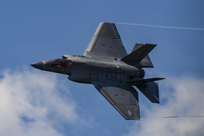 Pilot safe after F-35C crashes near a central California Naval installation