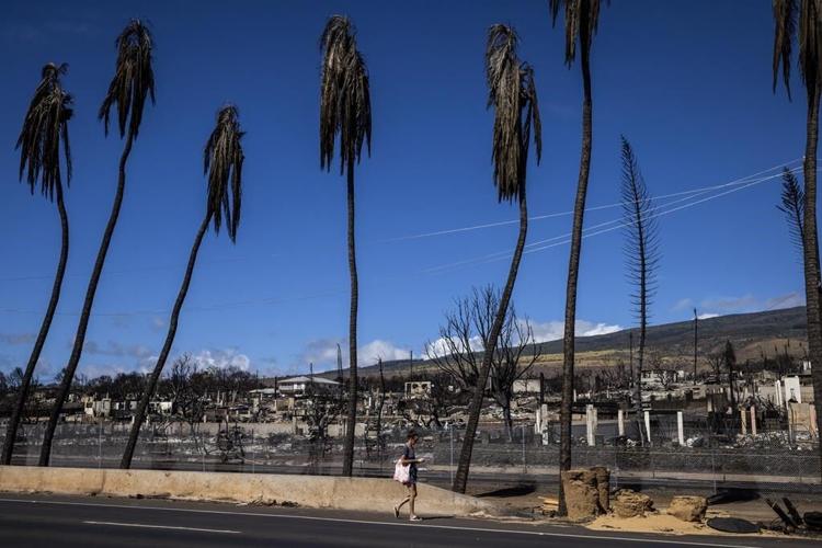 Maui town ravaged by fire will 'rise again,' Hawaii governor says of long recovery ahead