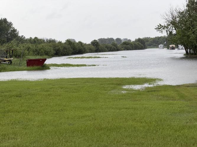 Saskatchewan flooding forces more local states of emergency, some evacuations