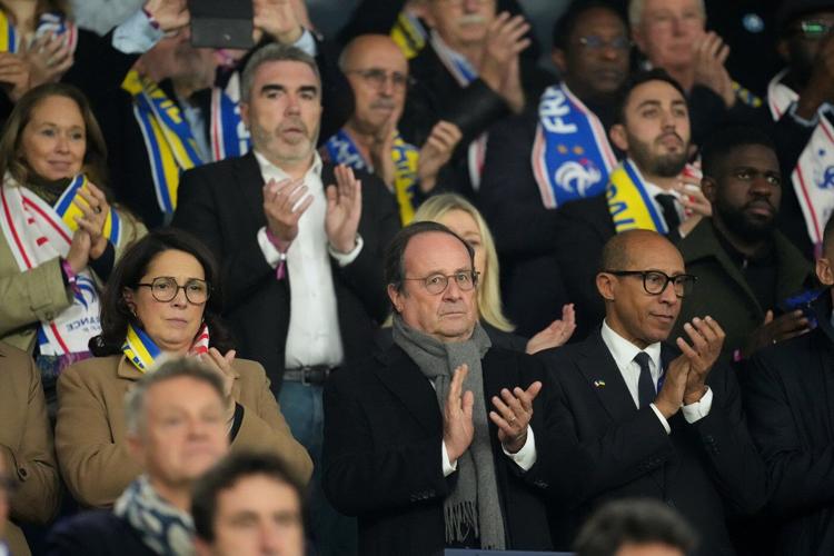 Players and fans remember victims of 2015 Paris terror attacks before France-Ukraine soccer match