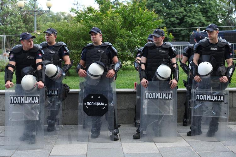 Tens of thousands rally in Serbia against authoritarian President Vucic