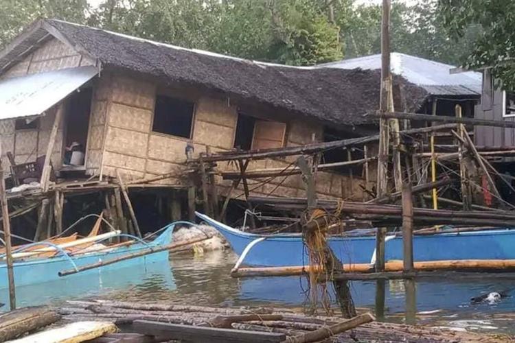 Strong earthquake that sparked a tsunami warning leaves 1 dead amid widespread panic in Philippines