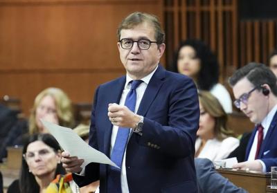 Le Canada doit s'activer en matière d'énergie renouvelable, dit le ministre Wilkinson