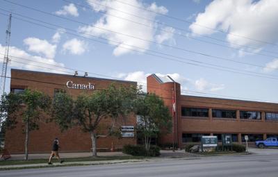 Government sending early retirement info to about 70,000 public servants