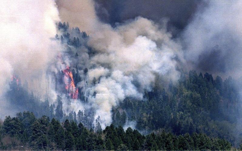 Grand Canyon blaze shows how managing a fire can go suddenly sideways